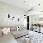 B&B Retro